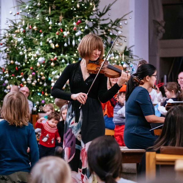Bach to Baby Christmas Family Concert - Violin