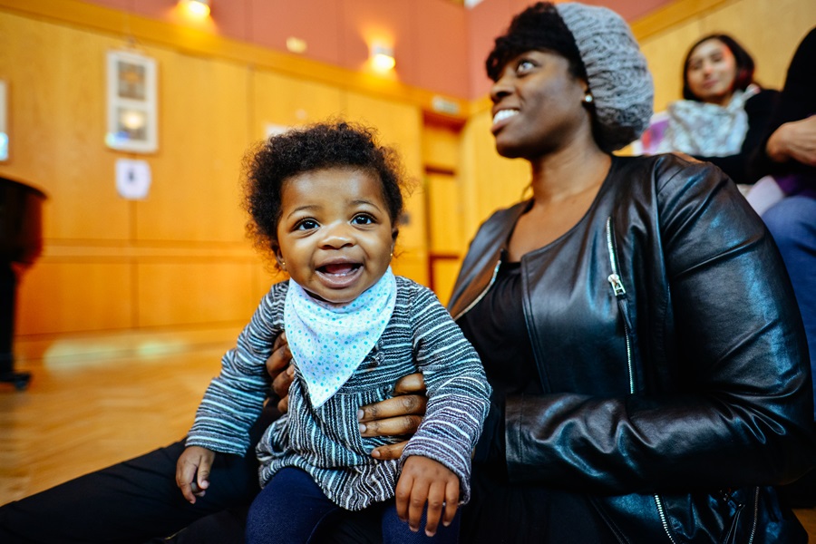 Bach to Baby audience member entranced